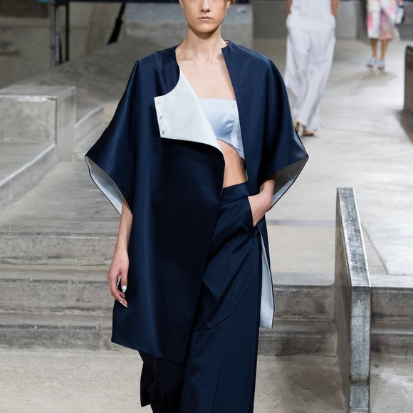 *SOLD* Kenzo navy kimono oversized coat runway piece - Picture 2 of 11